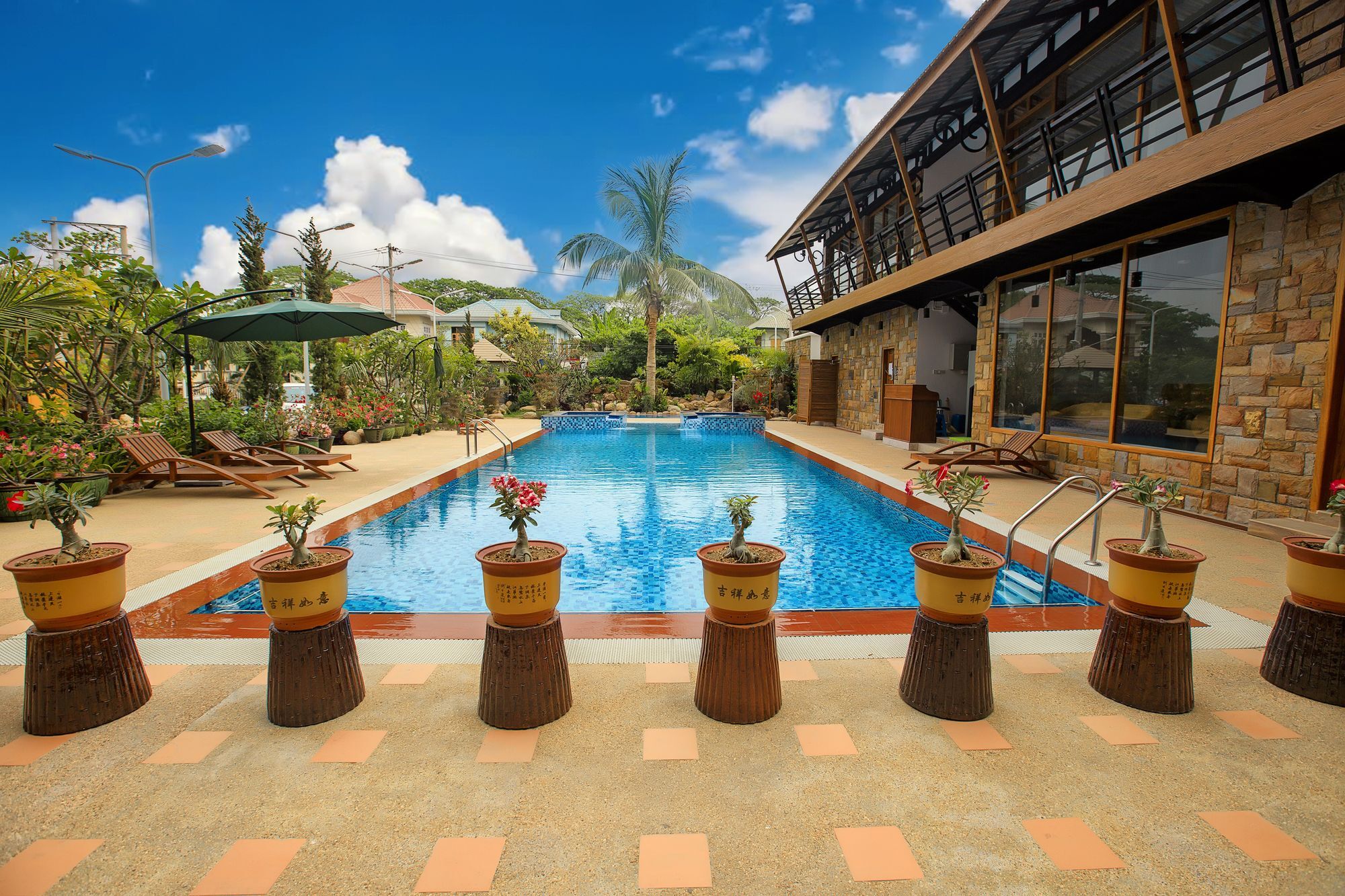 Mandalay Lodge Hotel Exterior photo